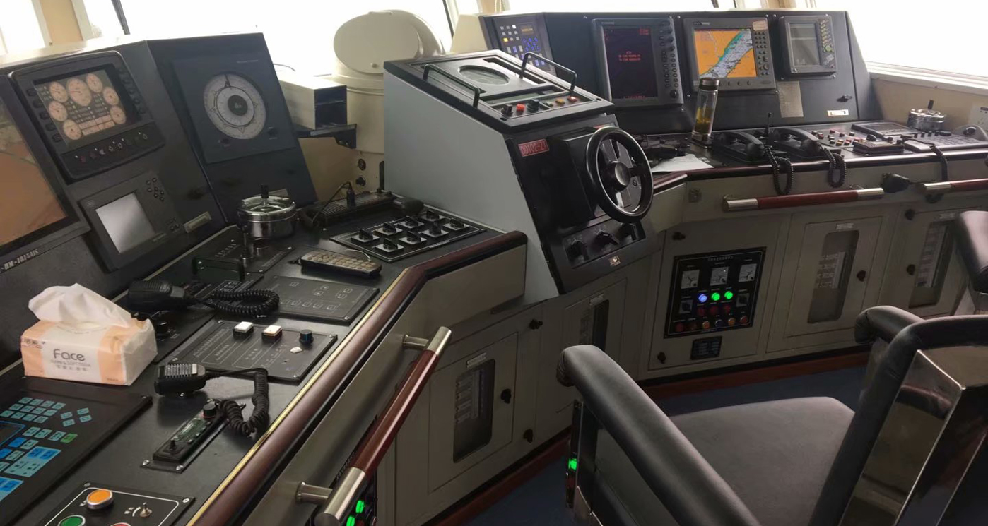 船用駕控臺(tái)